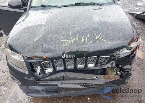 2014 Jeep Compass Limited z USA, uszkodzony, nr VIN 1C4NJDCB3ED852186